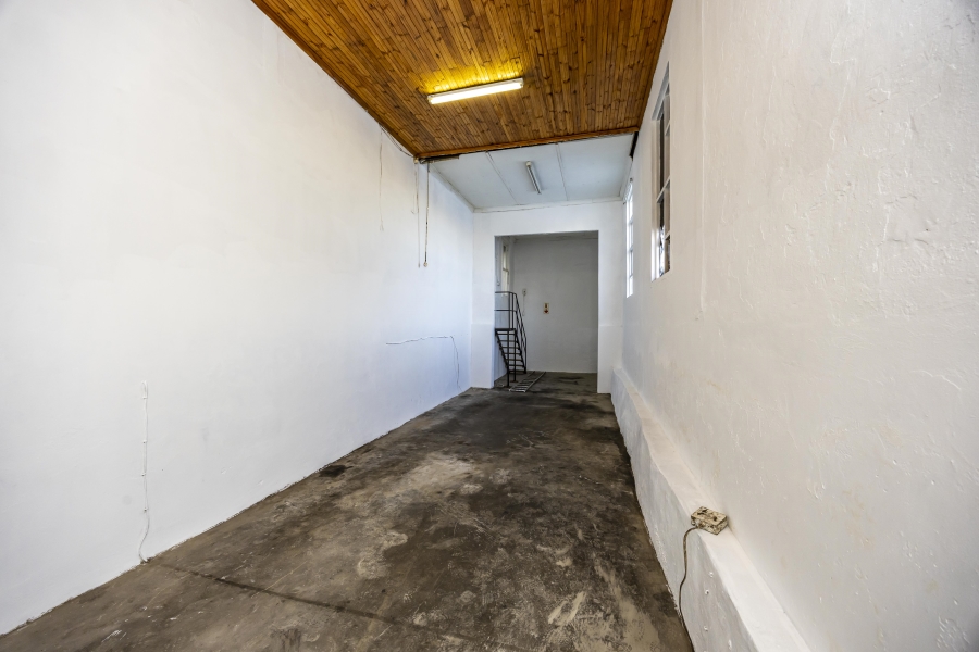 Commercial Property for Sale in Quigney Eastern Cape